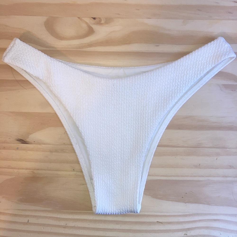 Monday Swimwear Byron Bottom in White Crinkle